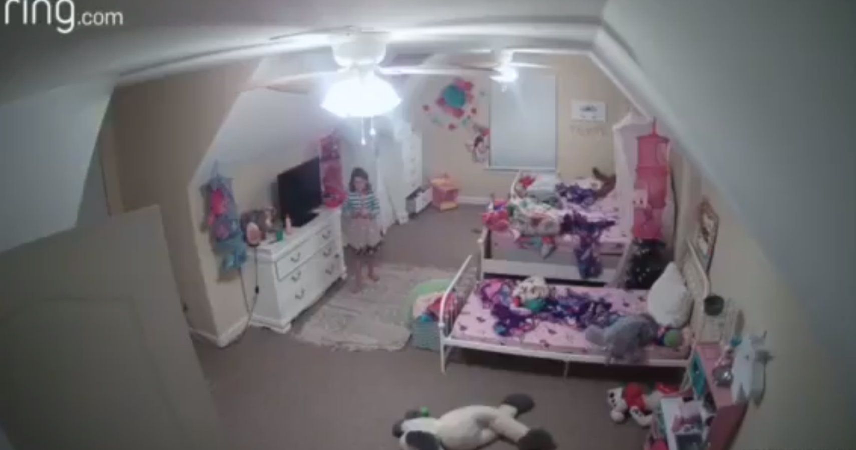 Stranger Hacks Girl’s Camera On Her Room, Tells Her To Do Dangerous Things